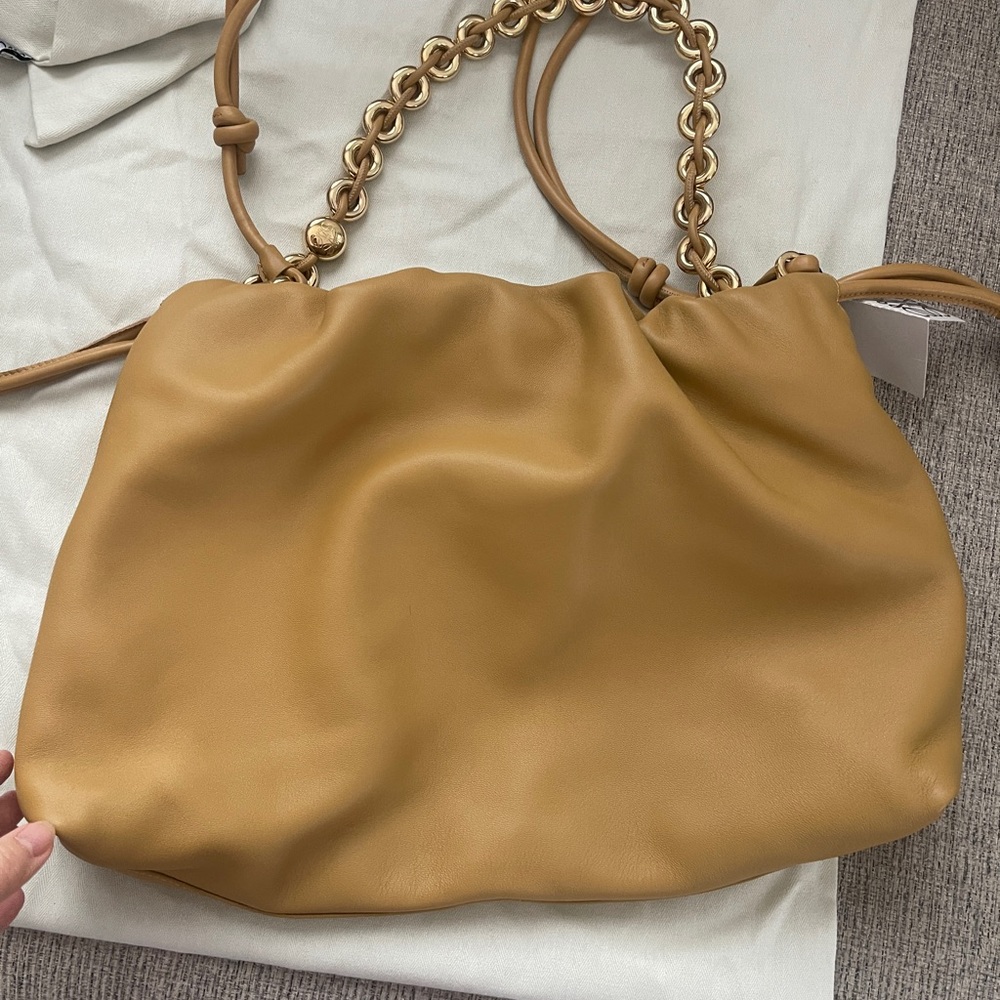 Loewe Large Flamenco donut Leather Chain Shoulder Bag - Picture 4 of 8
